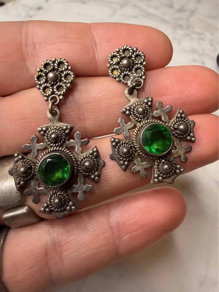Jerusalem 90% Silver Vintage Earrings Matching Pair - photo 3