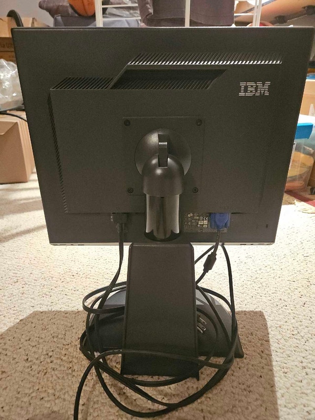 IBM ThinkVision Monitor - photo 2