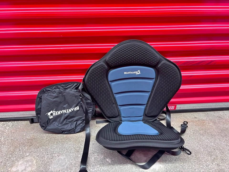 Thickened kayak seat