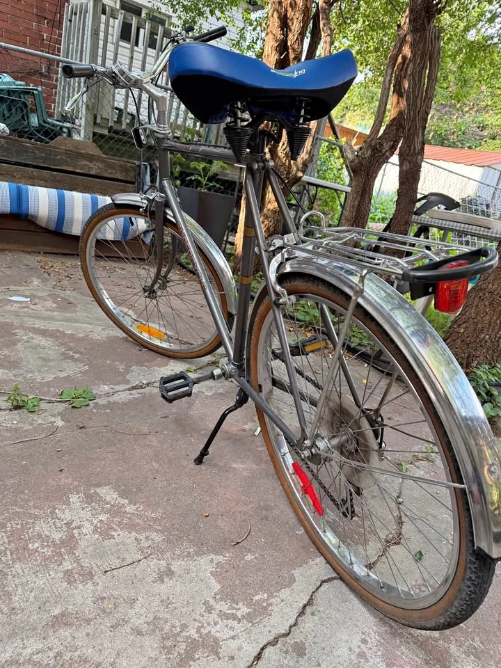 Vintage 1970s/80s Supercycle Commuter Six Bike