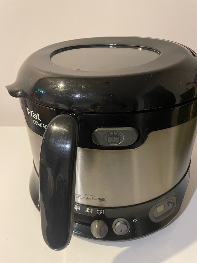T-fal compact deep fryer