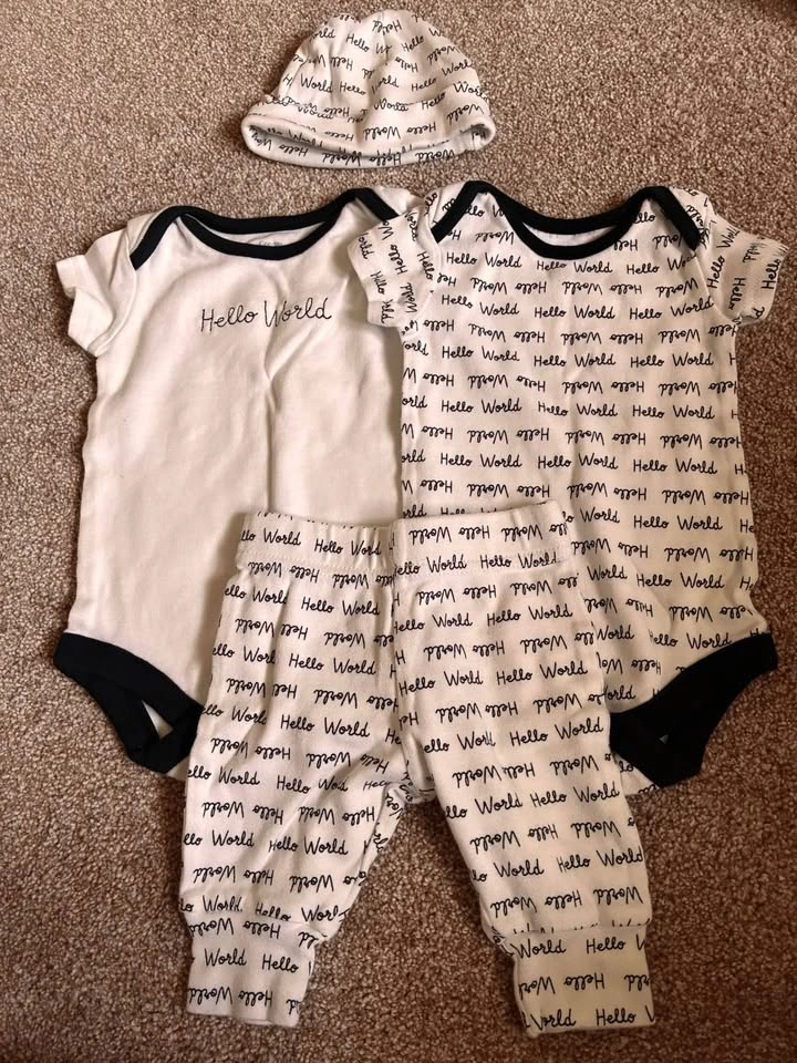 Newborn/0-3 month girl/unisex clothing - photo 5