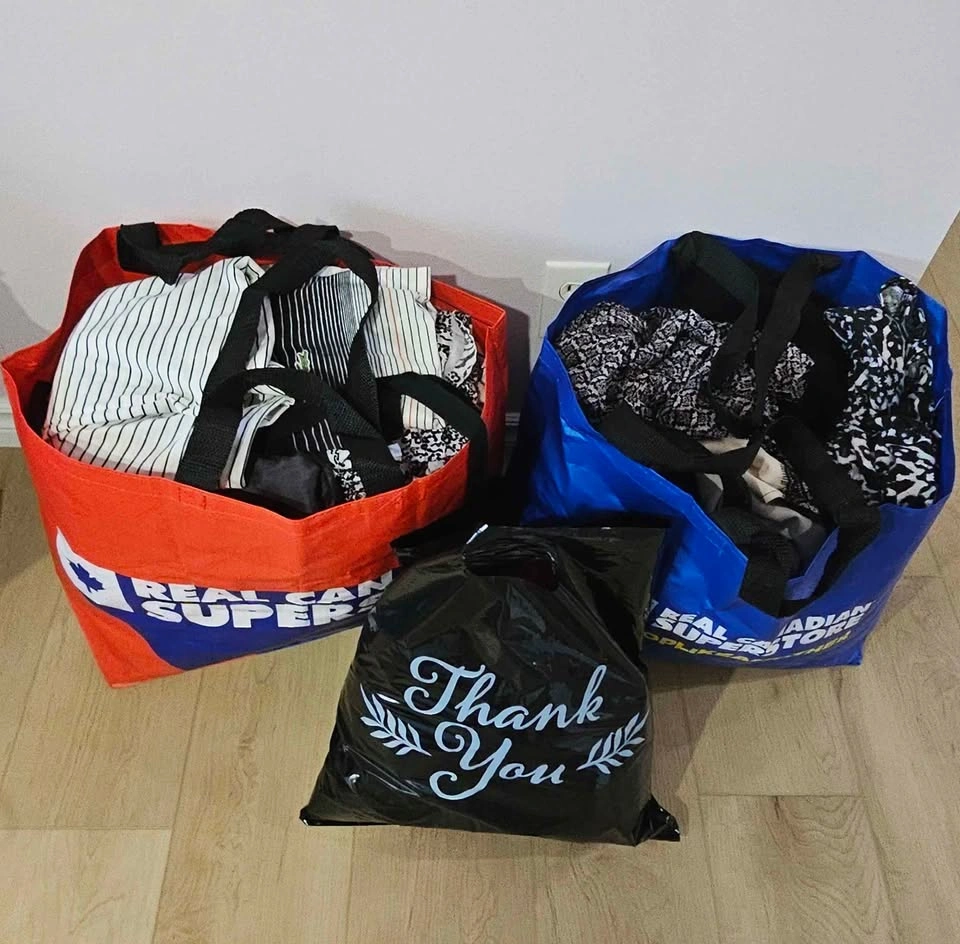 Wardrobe Clearout Mystery Bags • Sizes S, M, L, XL - photo 2