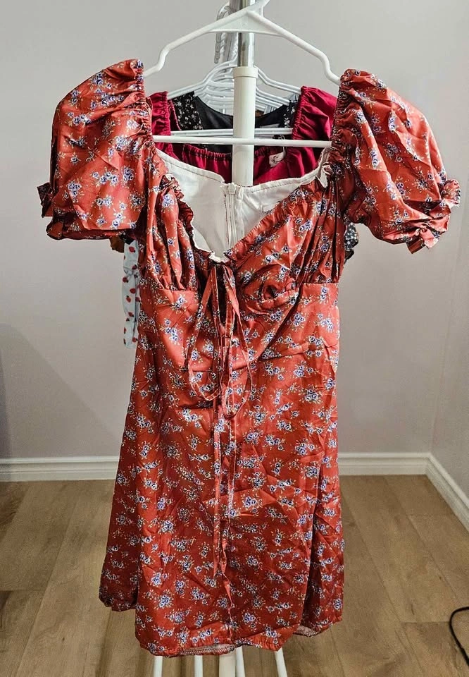 Summer Clothing Bundle S/M - photo 2