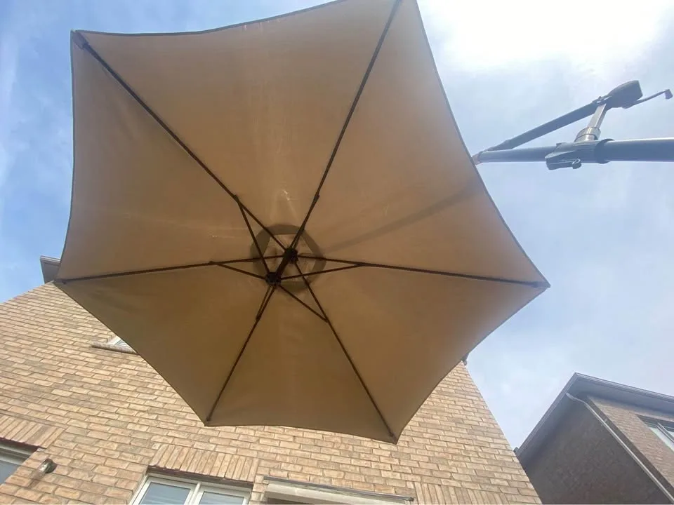 9 feet Cantilever Outdoor Umbrella - photo 2