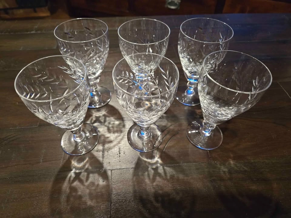 Set of 6 Cut Crystal Wine Glasses - photo 2