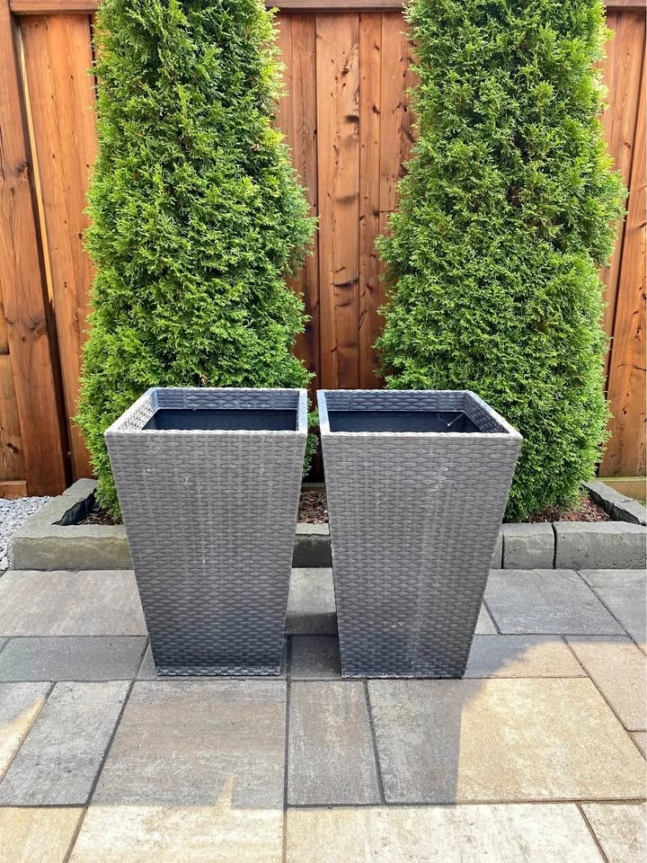 Charcoal grey wicker planters 22.5 inches