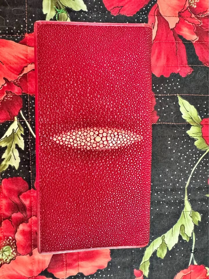 Australian Red Stingray Women’s wallet