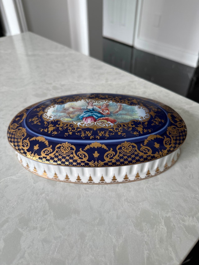 Vintage Limoges fine porcelain hand painted decorative box - photo 2