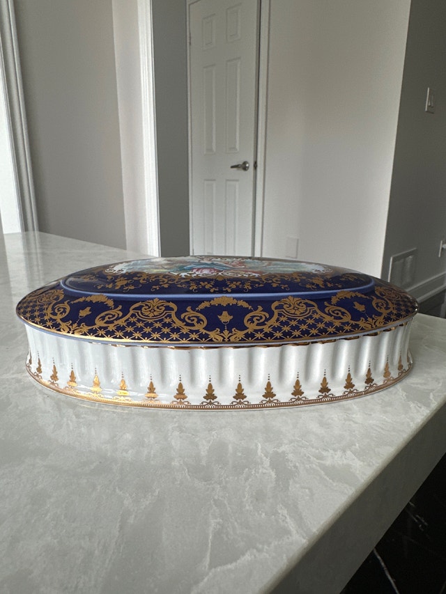 Vintage Limoges fine porcelain hand painted decorative box - photo 5