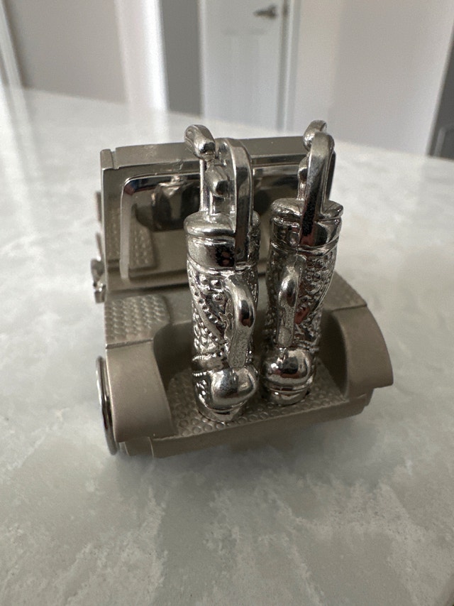 Miniature metal golf cart desk clock - photo 3