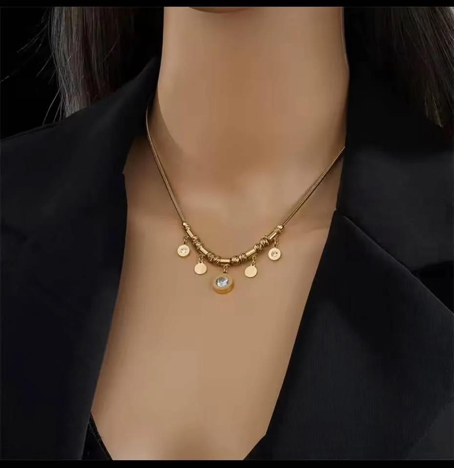 18k gold plated stainless steel Necklace image indicator(2)