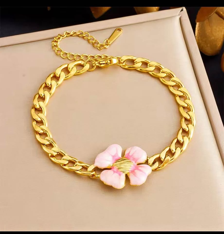 18k gold plated stainlees steel bracelet