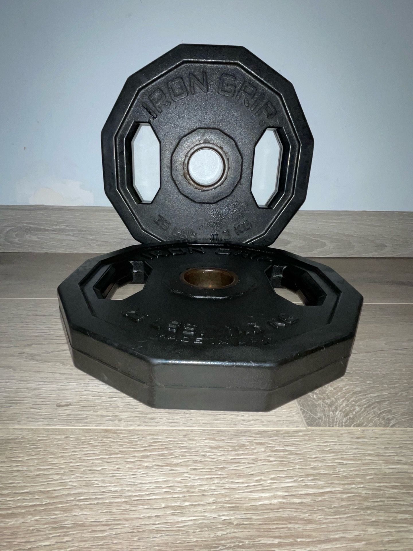 Pre-Owned Pair Of 25lbs Iron Grip Urethane Coated Weight Plates - photo 3