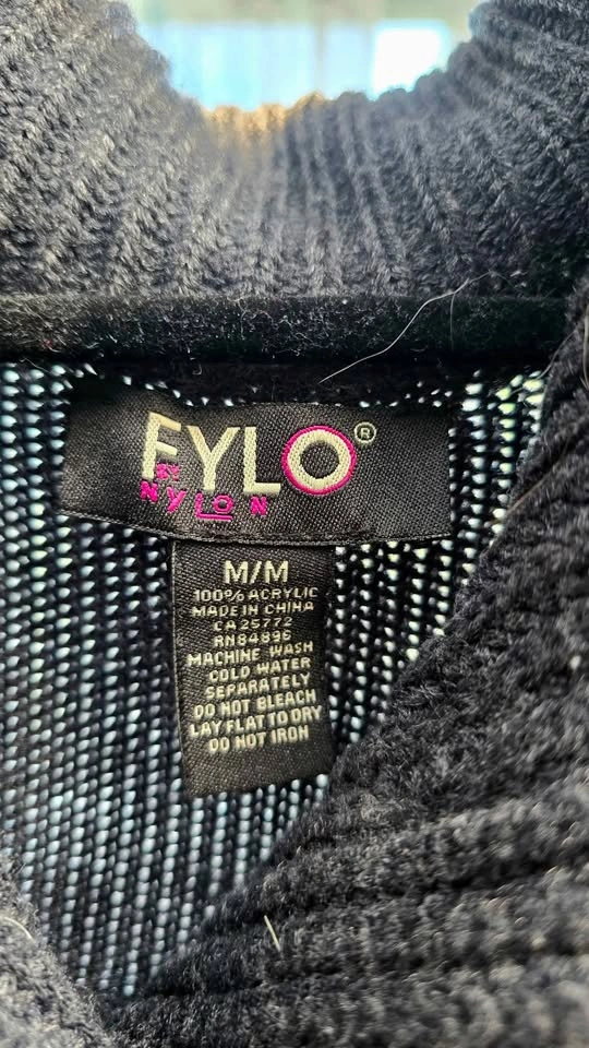Women's Fylo Button Up Sweater - photo 3