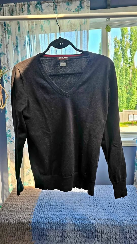 Women's Kirkland V-Neck Sweater