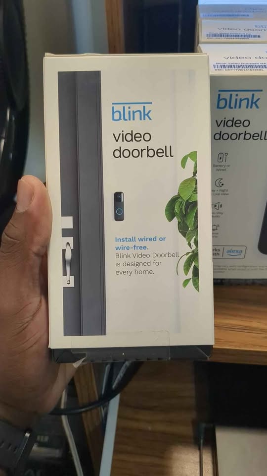 New Blink Video Doorbell - Battery or Wired. 2 Left in Stock! - photo 3