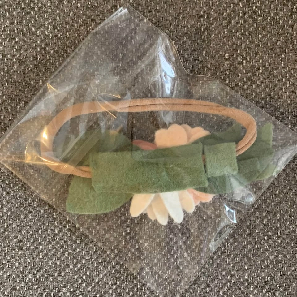 Wool Felt Flower Baby Girl headband Elastic band 13cm - photo 2