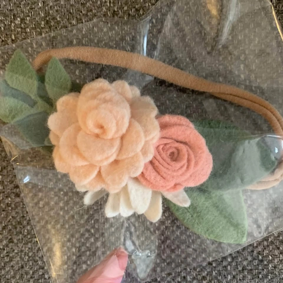 Wool Felt Flower Baby Girl headband Elastic band 13cm - photo 3