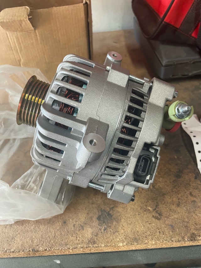 Make an offer Ford 110A Alternator 2004-2008 F150 - photo 4
