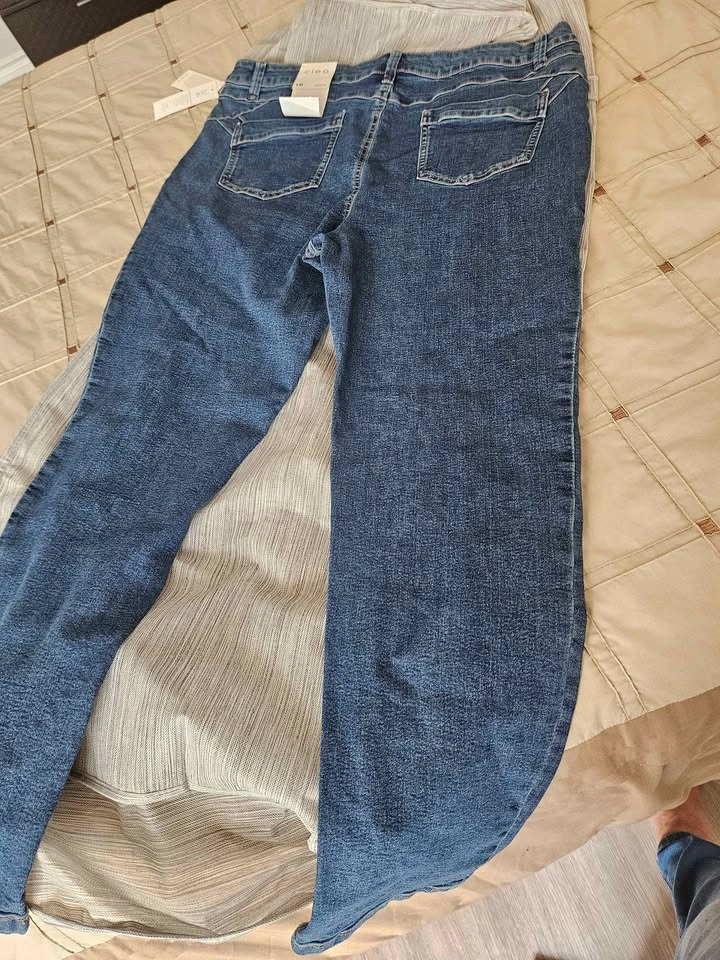 Cleo Lilly Slim Leg Jeans Size 16 - photo 5