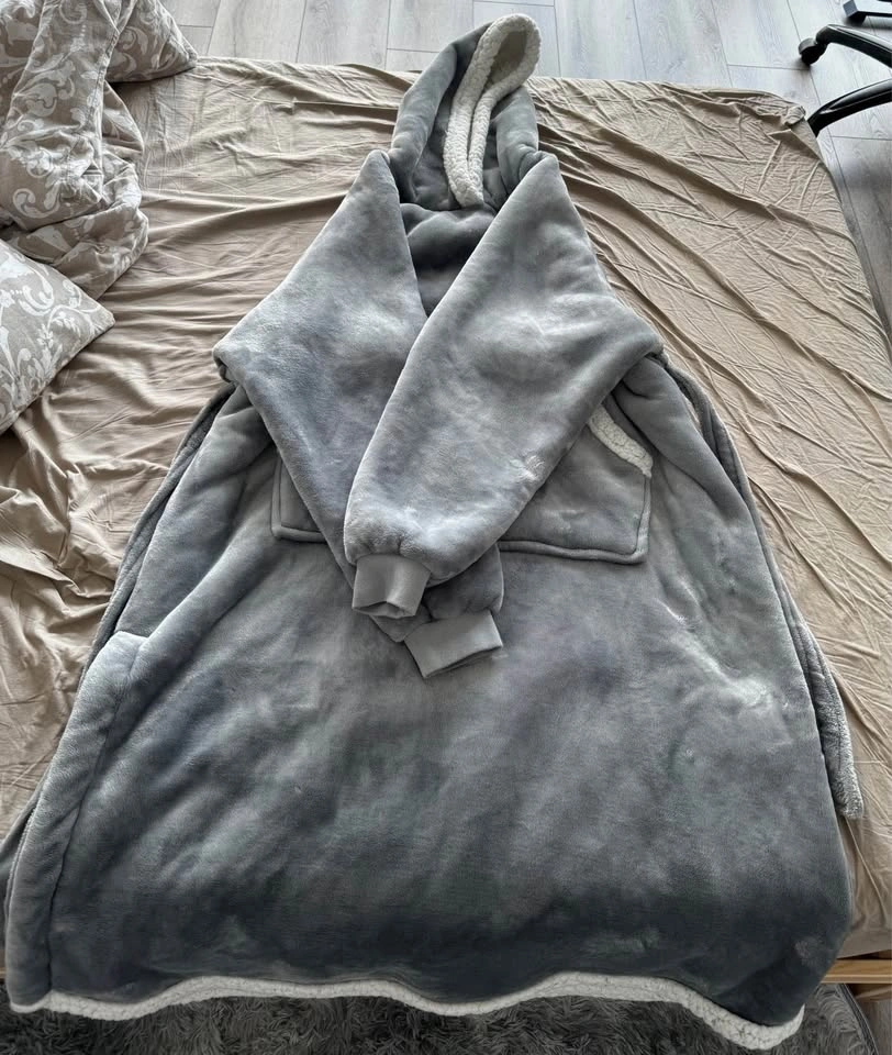 Bedsure Wearable Blanket Hoodie - photo 2