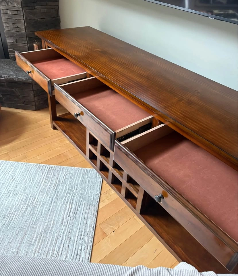 Elegant Console/Sideboard - photo 2