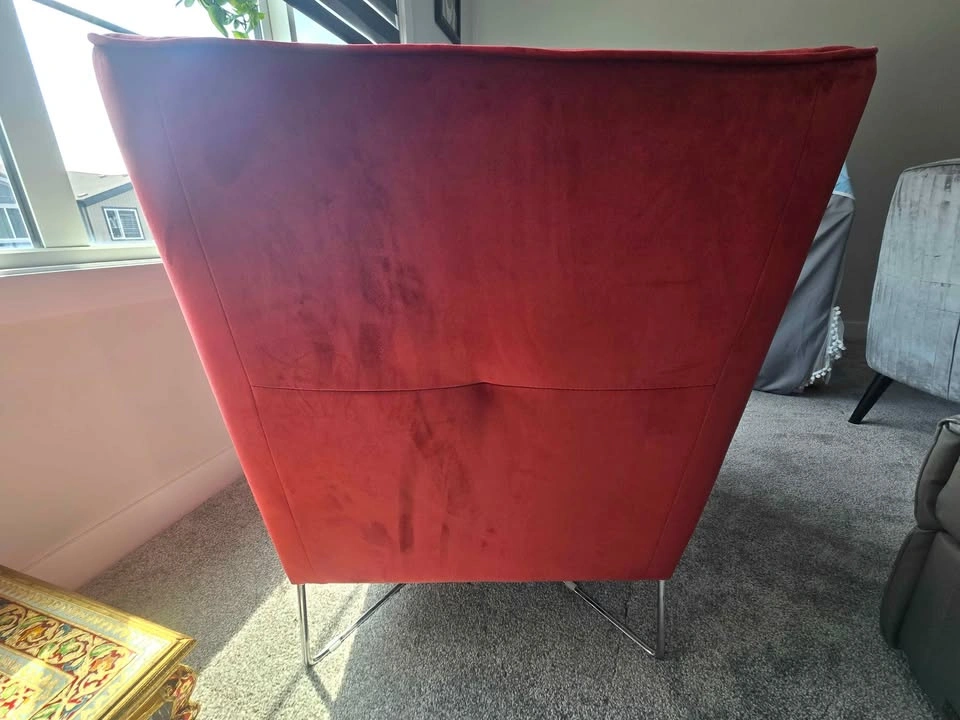 Natuzzi Red Velvet Accent Chair - photo 5