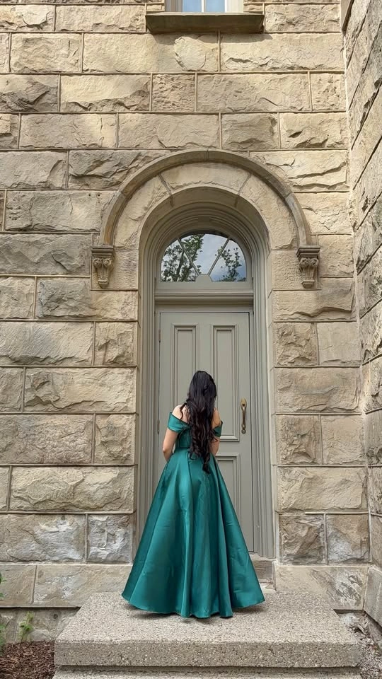 Emerald Green Satin Off-the-Shoulder Prom Gown - photo 2