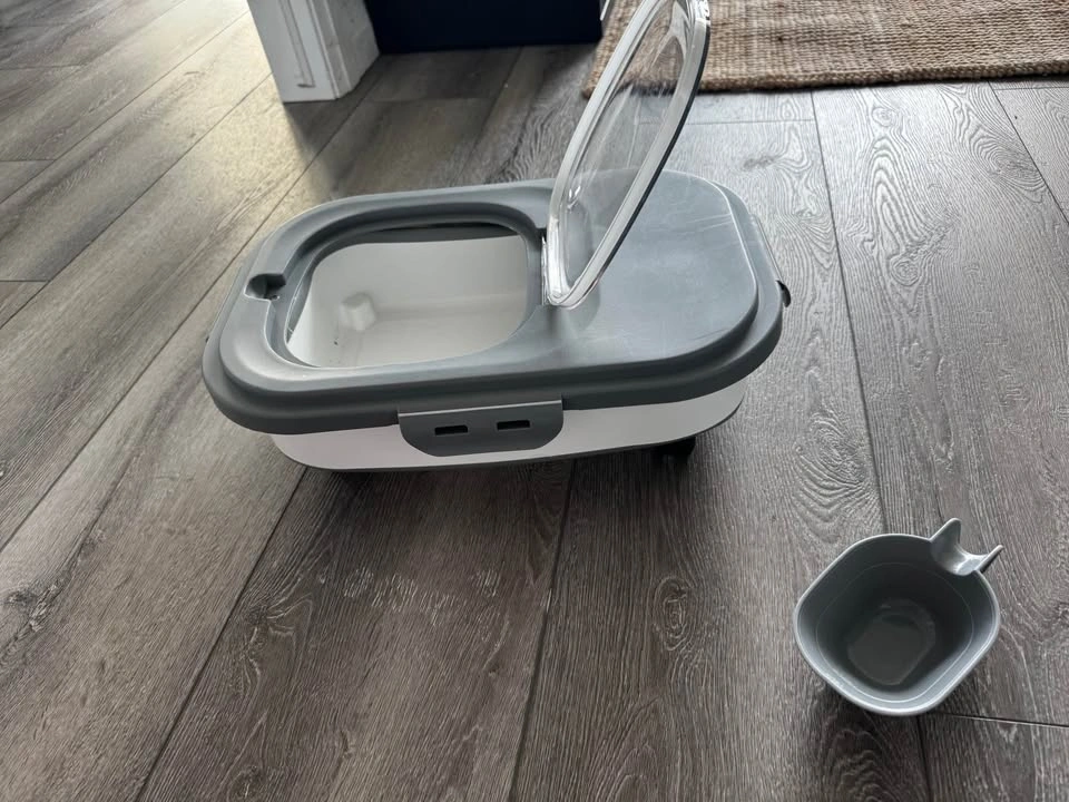 Collapsible Pet Food Storage Container with Wheels and Scoop - photo 4