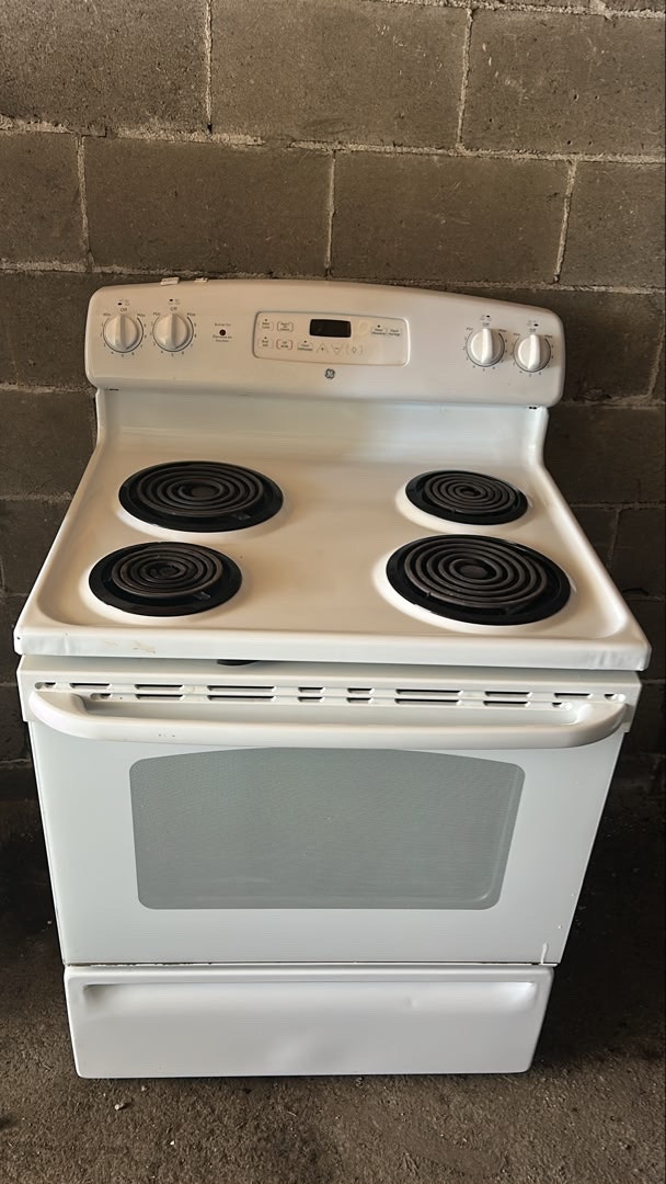 GE Electric Range