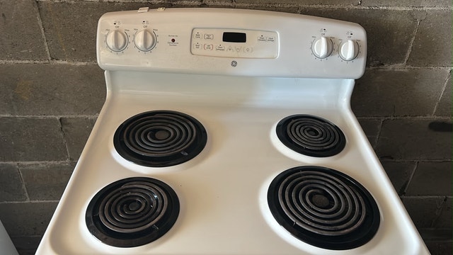 GE Electric Range - photo 2
