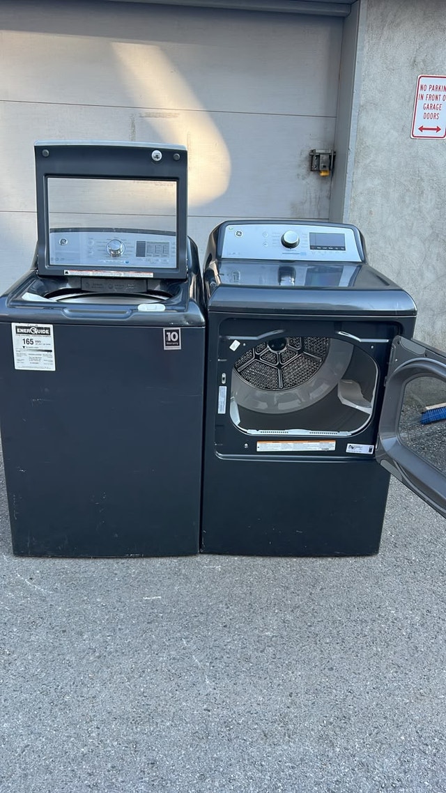 GE Washer and Dryer machine - photo 2