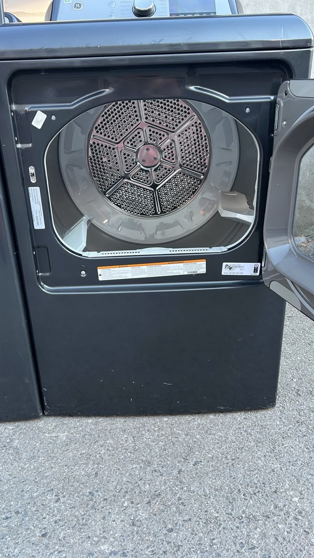 GE Washer and Dryer machine - photo 4