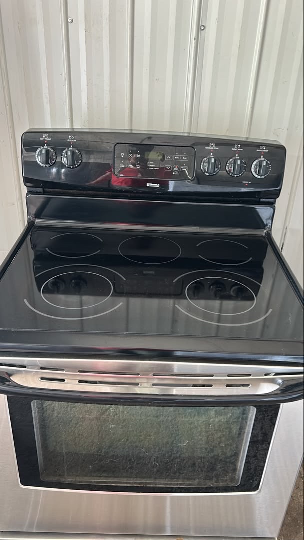 Kenmore Electric Range - photo 2