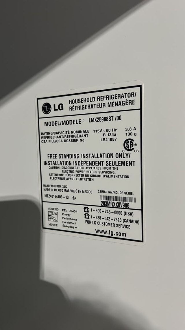 LG LMX25988ST Refrigerator in good condition - photo 4