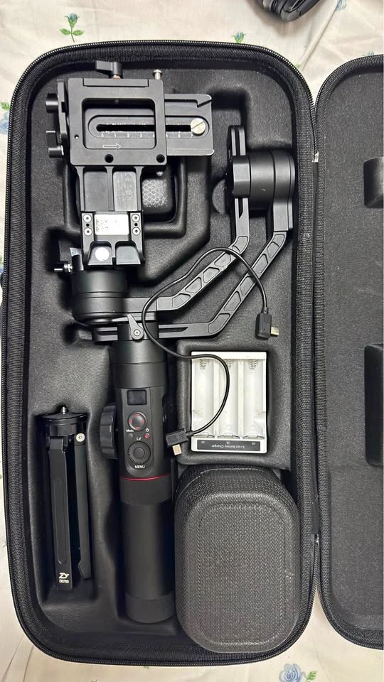 Zhiyun Crane 2 3-Axis Camera Gimbal Stabilizer + Follow Focus