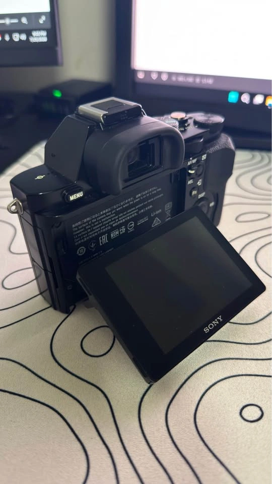 Sony A7 Body (Original) – Very Low Shutter Count (22k) - photo 2