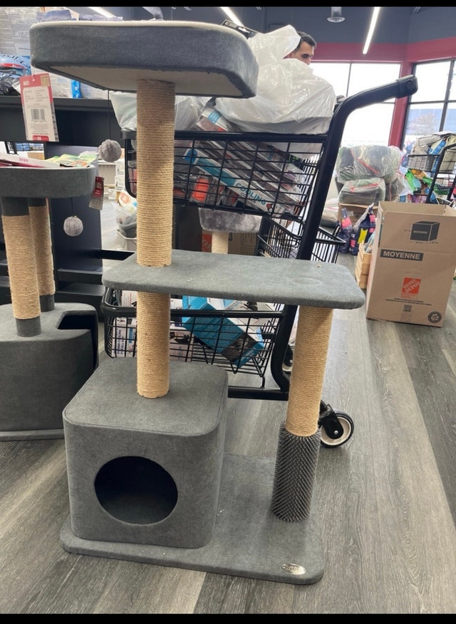 Global Pet Foods Store Closing Sale - photo 4
