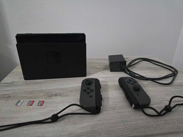 Nintendo Switch 1 + 192GB Storage