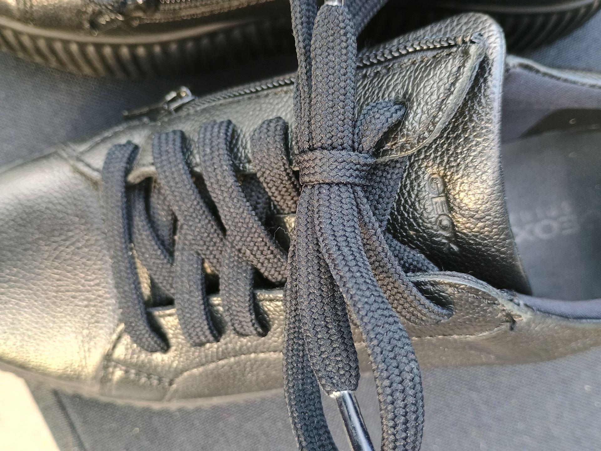 Black GEOX Leather Women's Sneaker Size 7 - photo 2