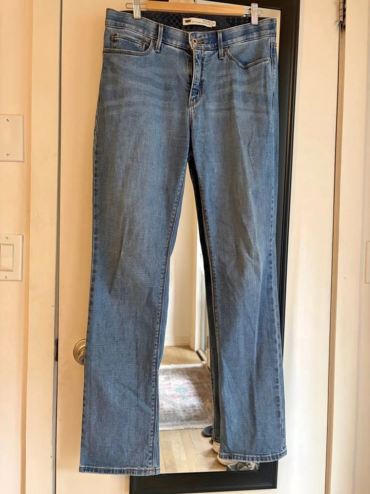 Vintage Levi's 525 Straight Leg Jeans Size 10