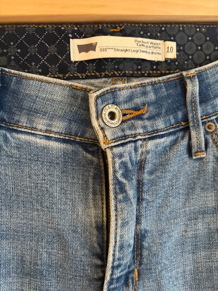 Vintage Levi's 525 Straight Leg Jeans Size 10 - photo 2