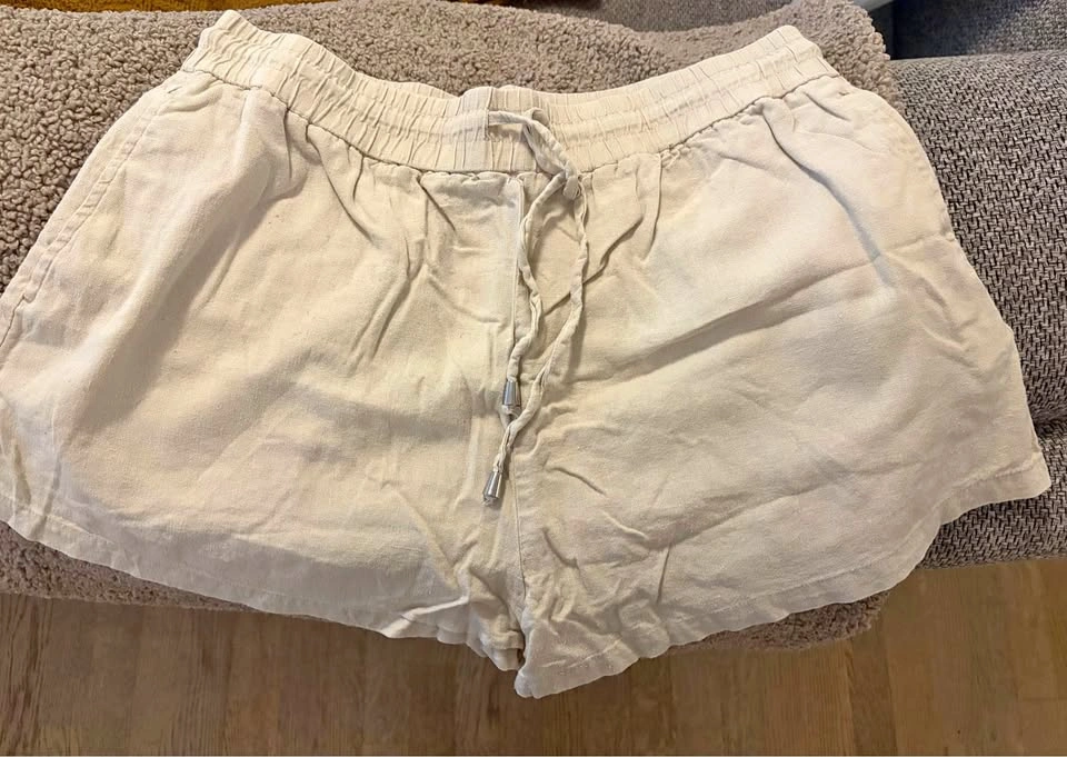 Beige Linen-Blend Drawstring Shorts (L)