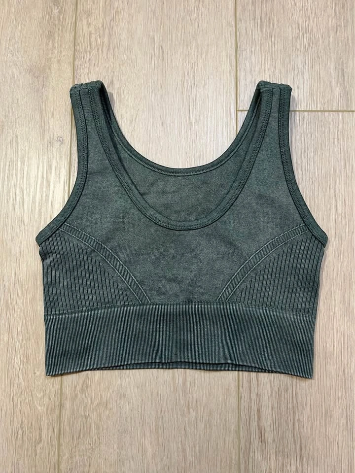PRO-FIT Seamless Dark Green Ribbed Sports Bra - Size S - photo 2