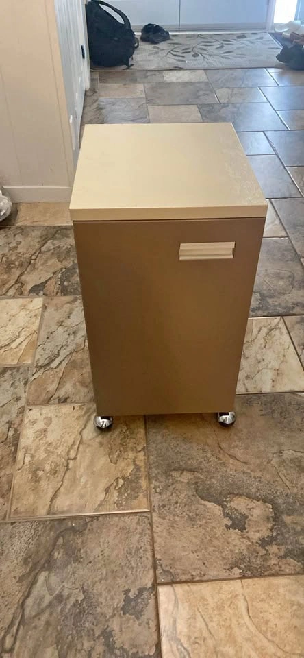 Metal Rolling Storage Cabinet