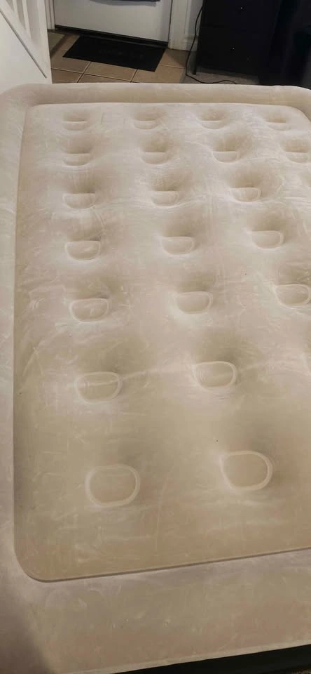 Double Air Mattress with Built in Pump - photo 3
