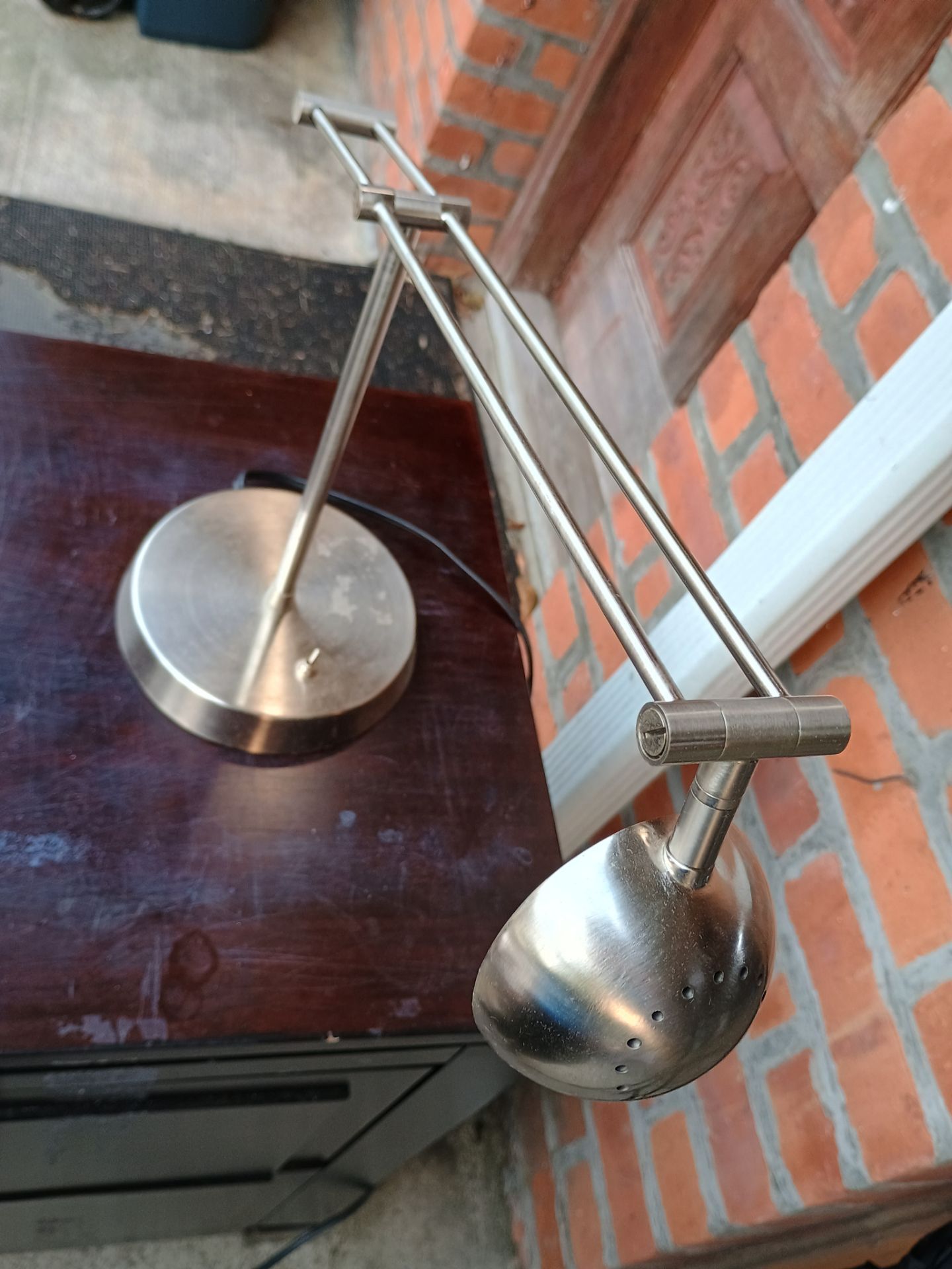 Metal Adjustable Lamp - photo 3