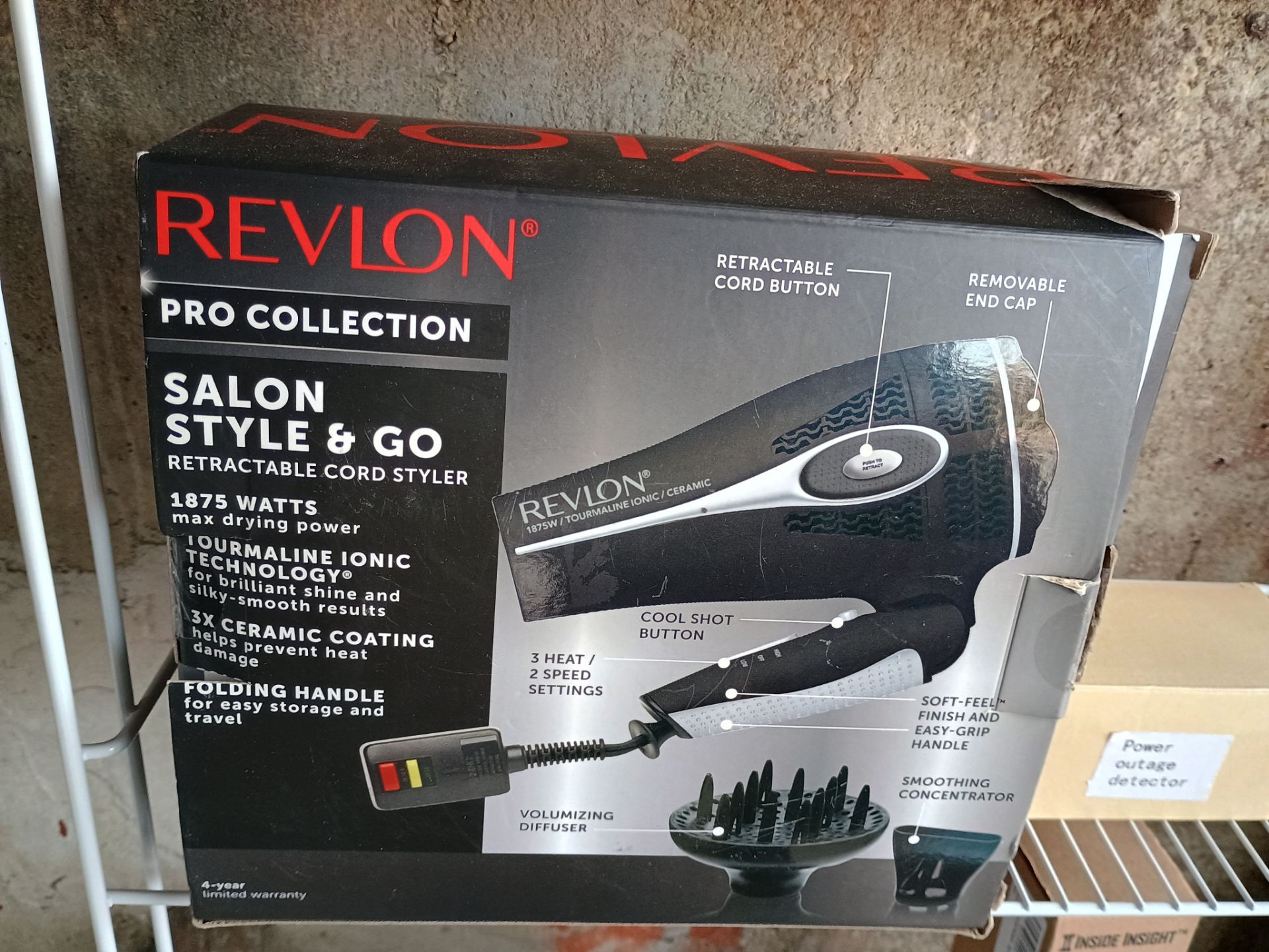 Revlon Pro Ceramic Hair Dryer with Diffuser attachment - photo 4