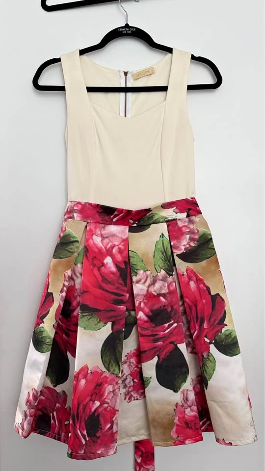 Dress / Baby doll dress / Princess dress